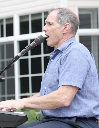 Tim Mosser Singing Performance